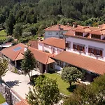 Casas De Tourim *