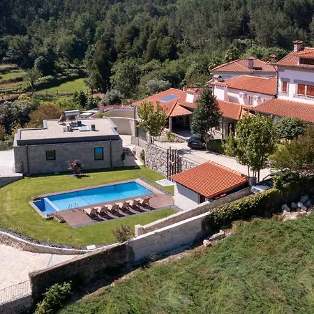 Casas De Tourim * ארקוס דה ואלדבז