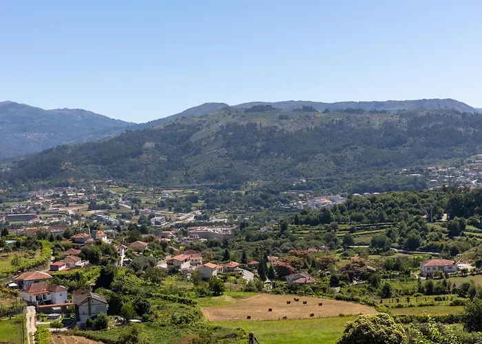 别墅 Casas De Tourim