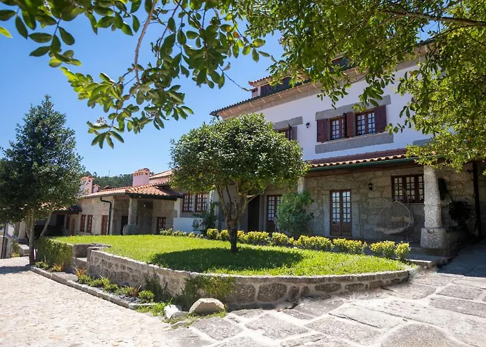 别墅 Casas De Tourim *