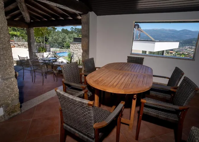 Casas De Tourim * 阿尔库什迪瓦尔德维什